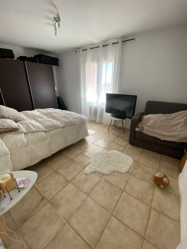 Maison à CADEROUSSE