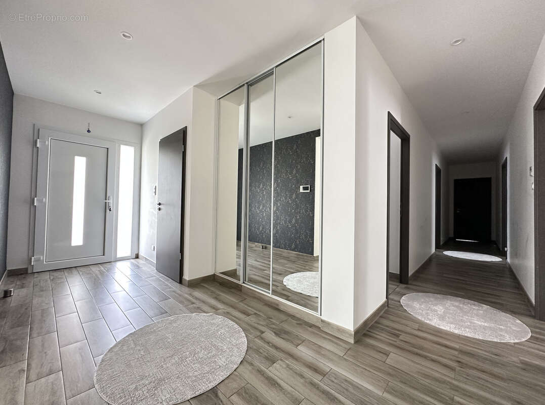 Maison à MATTAINCOURT