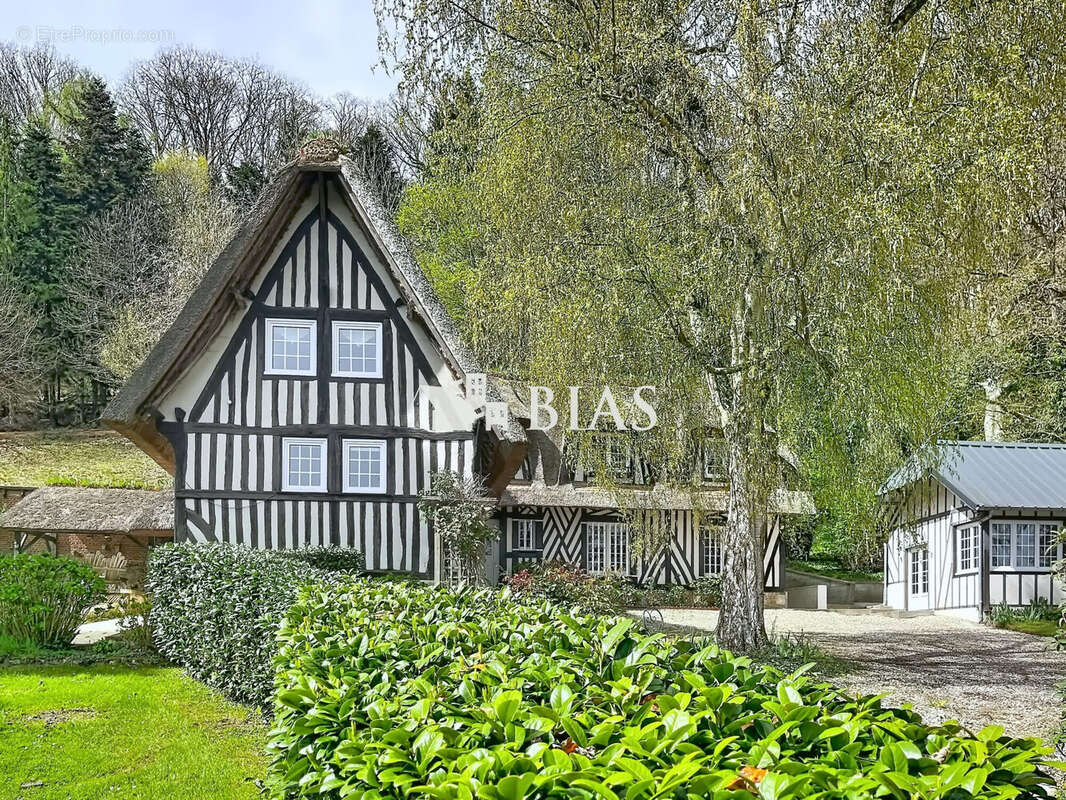 Maison à TOURVILLE-SUR-PONT-AUDEMER