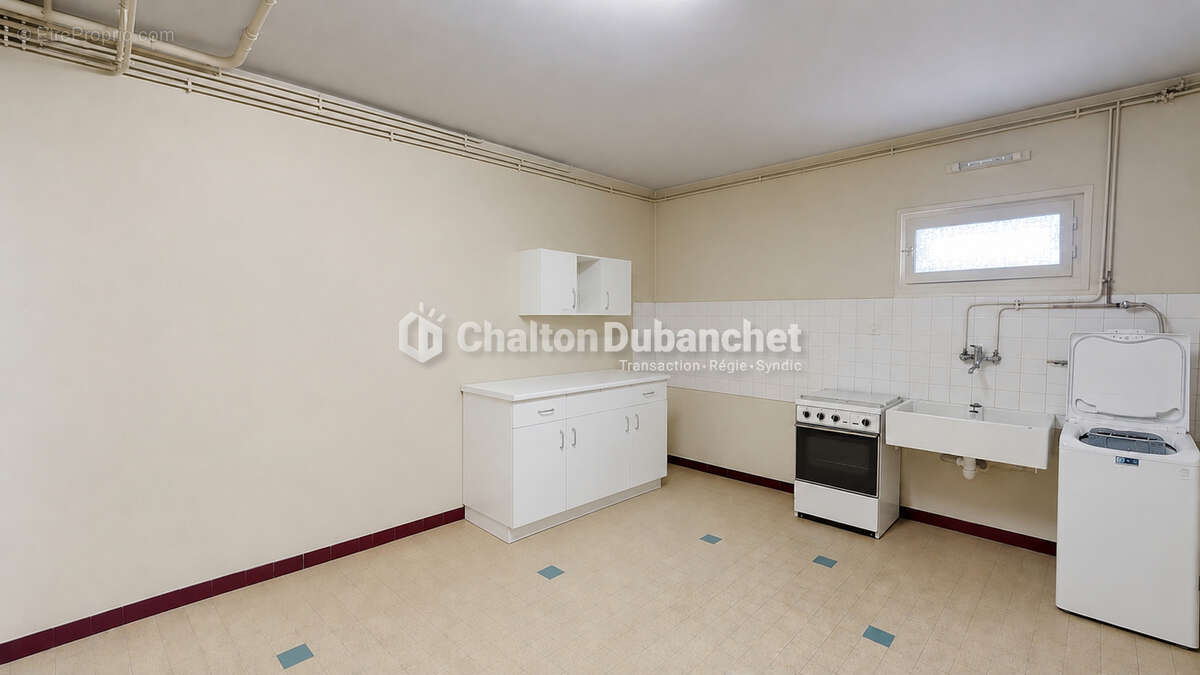 COURS - Maison de 159 m² - photo 5