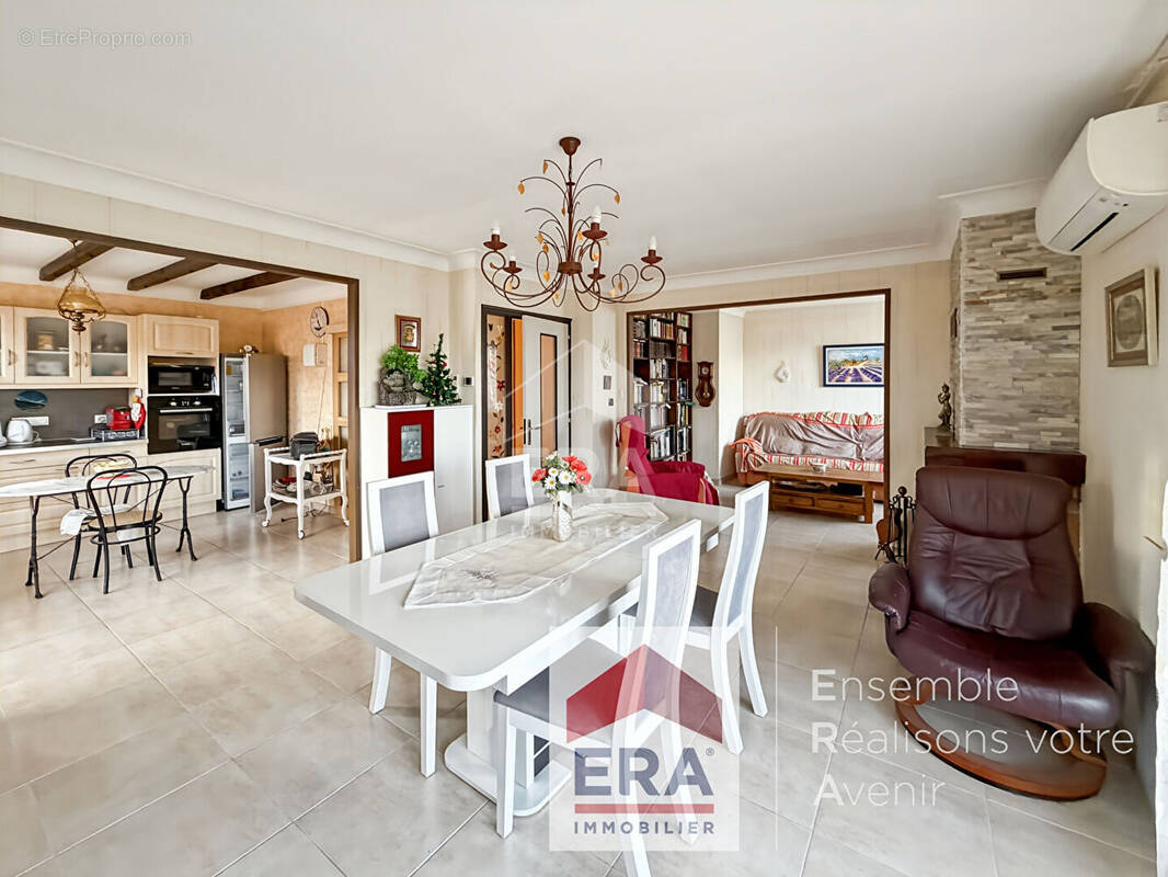 Maison à SAINT-CYPRIEN