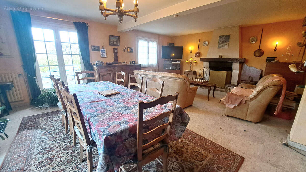 Maison à BEAUMONT-SUR-OISE