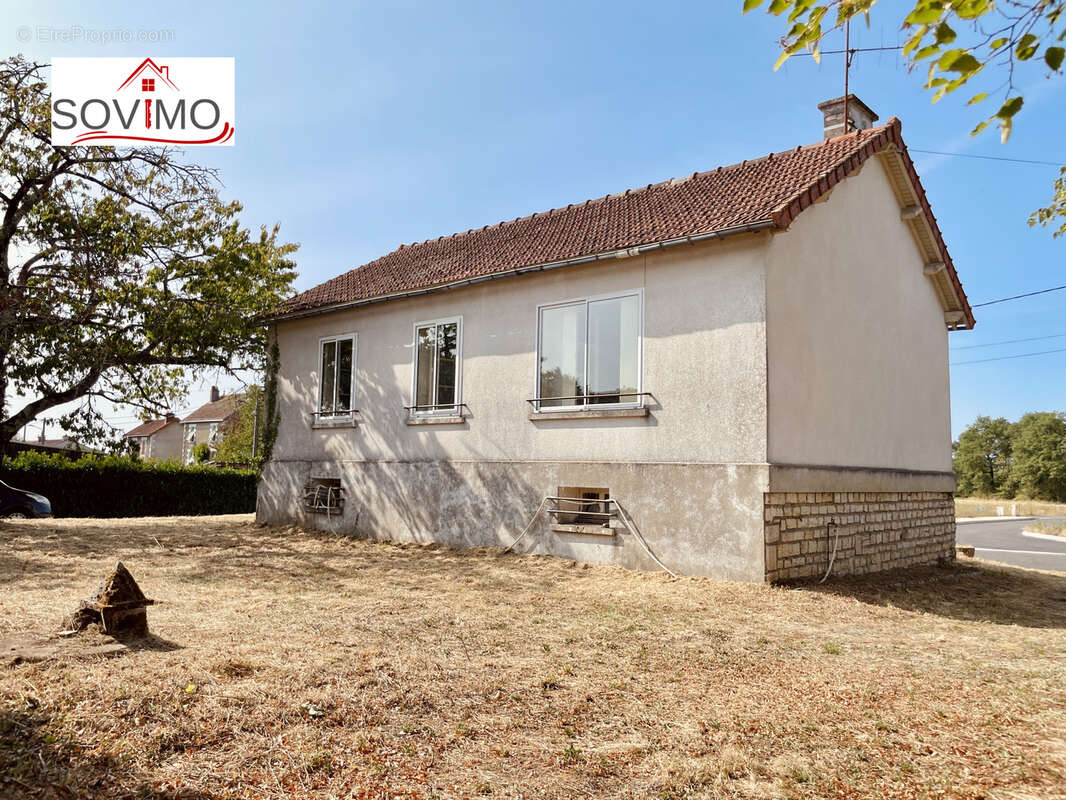 Au calme d'un village, pavillon sur sous sol complet à rénover avec jardin - photo 18