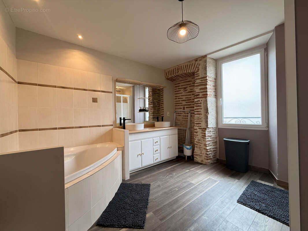 Maison à PENNE-D'AGENAIS