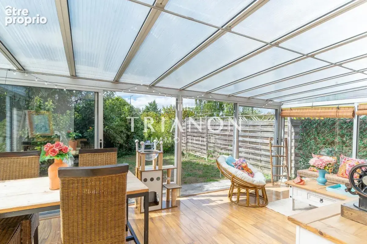 Maison familiale de 4 chambres avec véranda et jardin sans vis-à-vis — Quartier recherché - photo 6