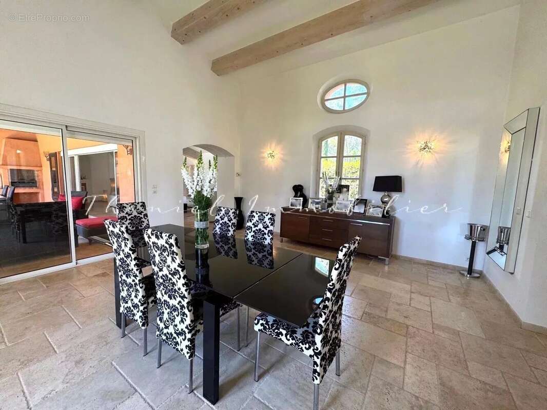 Maison à GRIMAUD