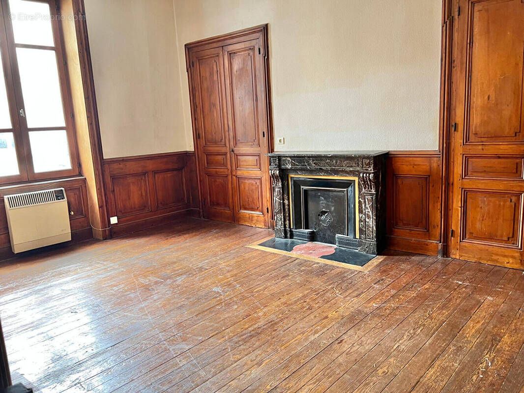 Appartement à BOURGOIN-JALLIEU