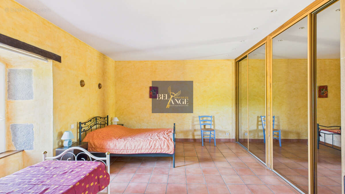 Maison à SAINT-ALBAN-AURIOLLES