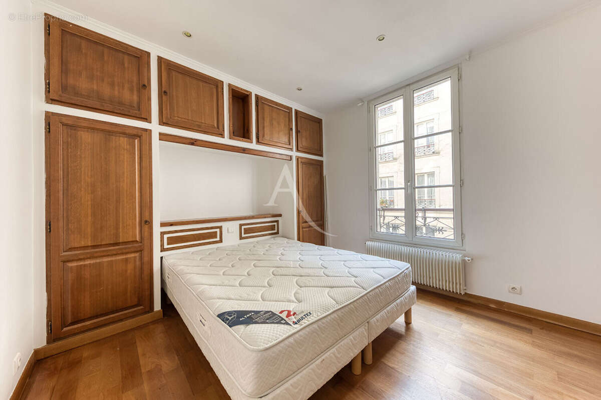 Appartement à PARIS-10E