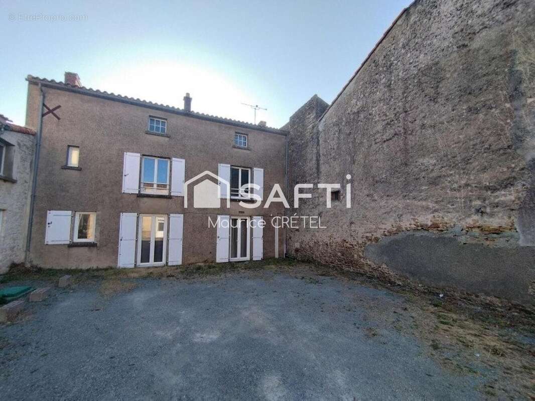 Photo 6 - Maison à SAINT-VINCENT-STERLANGES