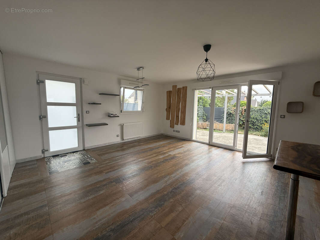 Maison familiale récente à Bollwiller   5 chambres  135 m2 avec un terrain de 6,21 ares - photo 6