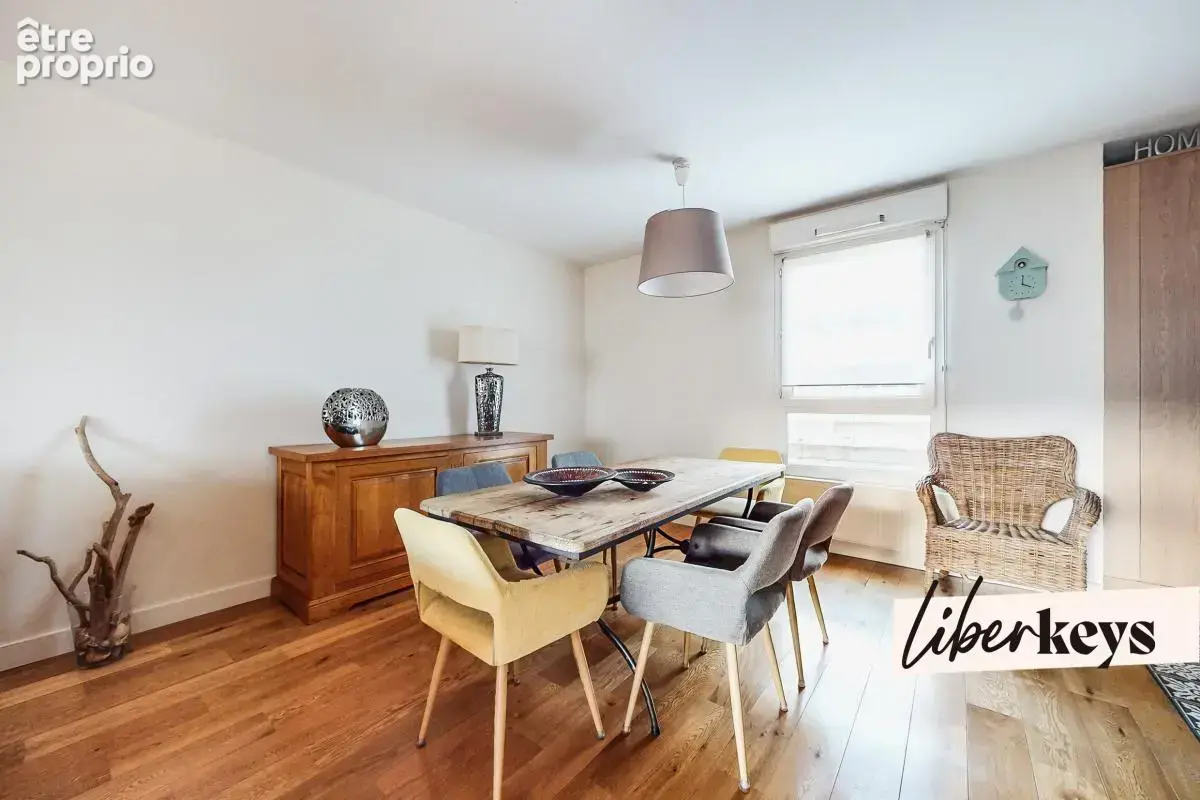 Grand appartement T3 traversant 82m², avec balcon et climatisation - Cœur quartier VAISE - photo 4