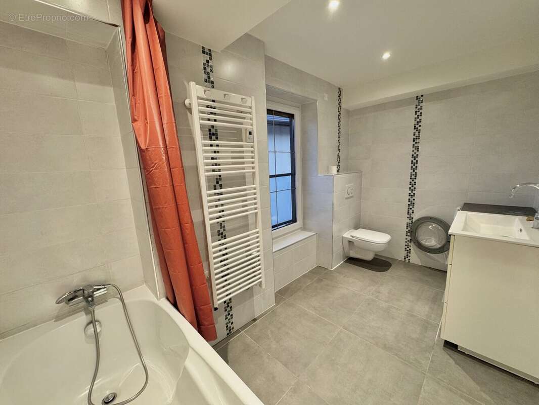 Appartement à BARBERAZ