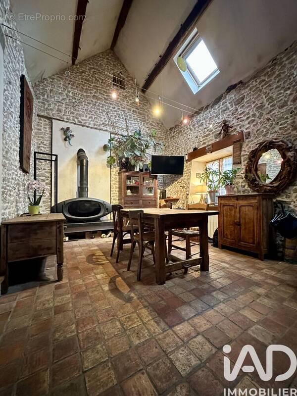 Photo 1 - Maison à EGREVILLE