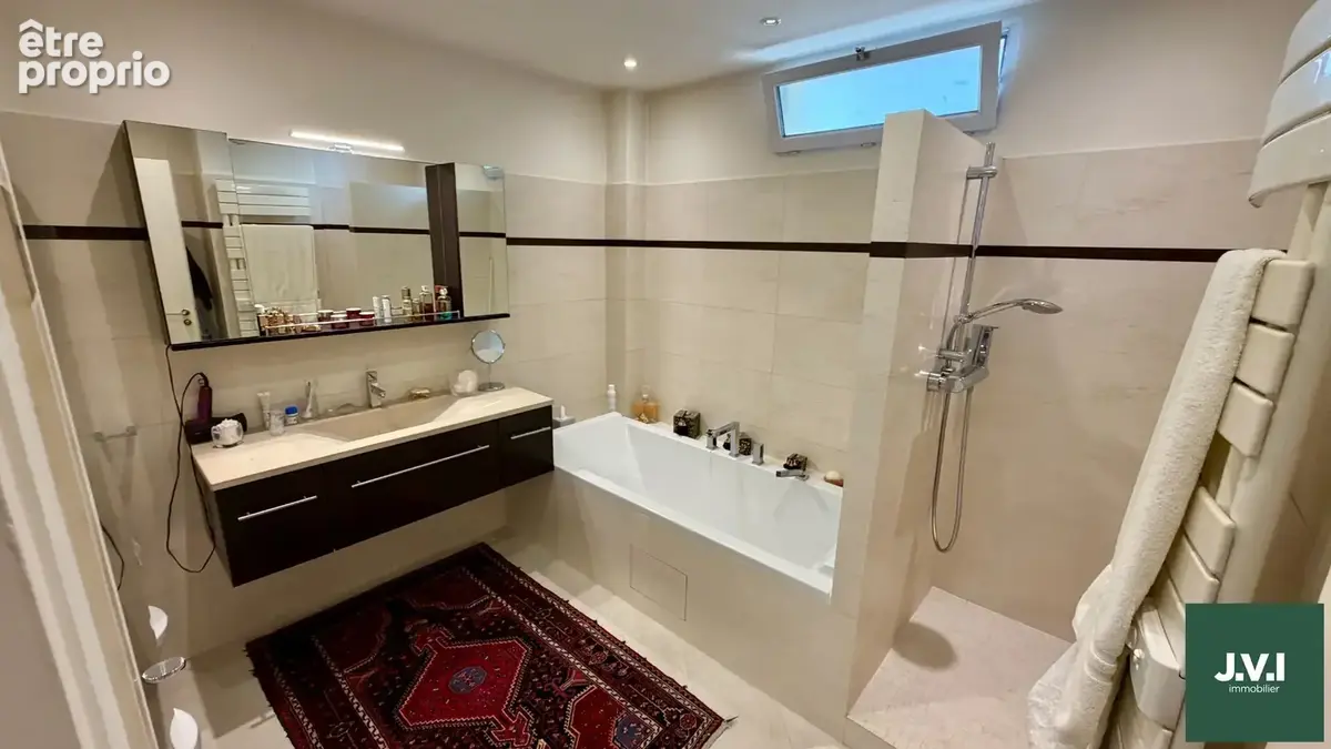 Appartement Enghien Les Bains 5 pièce(s) 131.93 m2 - photo 7