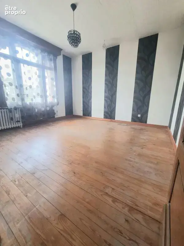 Maison de Maître,4 chambres,stationnements,terrasse,jardin - photo 15