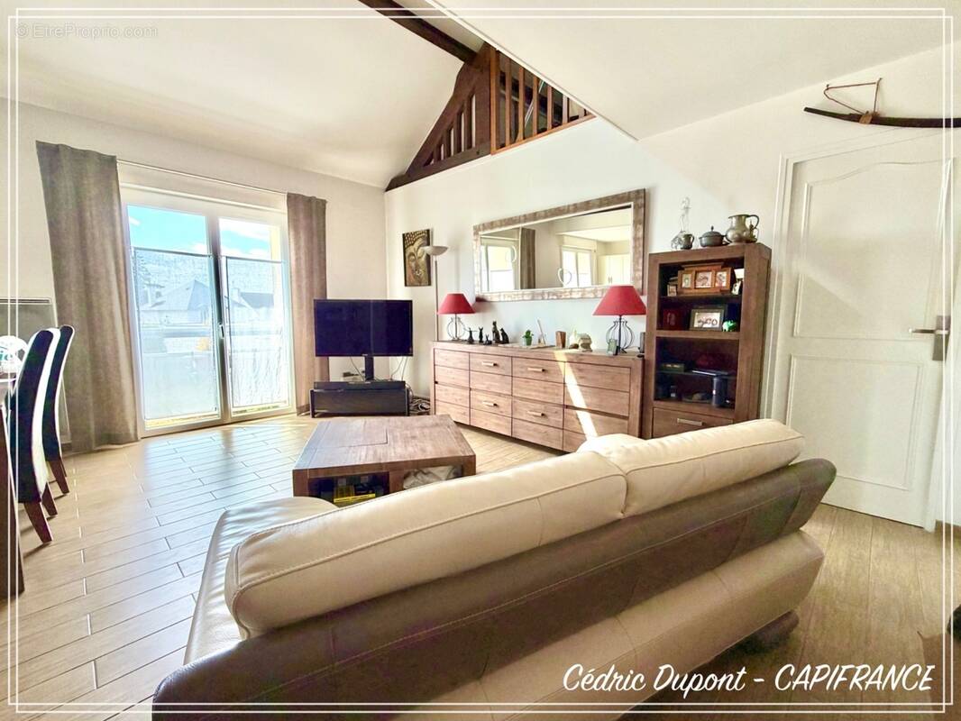 Appartement à OZOIR-LA-FERRIERE