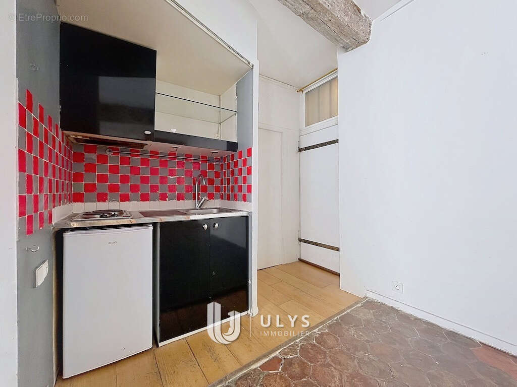 Saint-Sulpice - 2 Pièces 40 m2 à rafraichir - photo 3