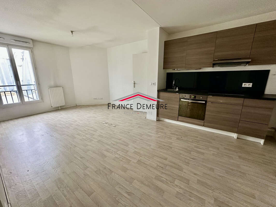 Appartement 58 m² à Franconville  - photo 2