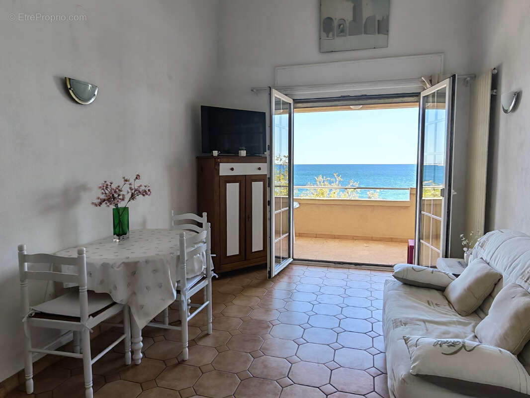 Appartement à FREJUS