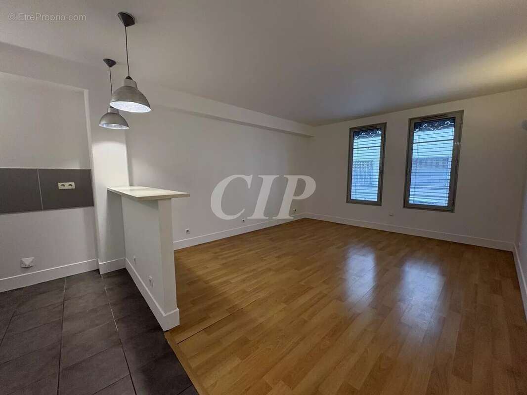 Appartement à MARSEILLE-7E