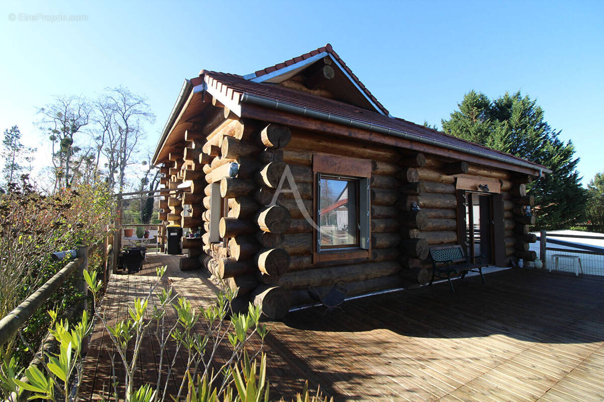 Maison à MONT-PRES-CHAMBORD