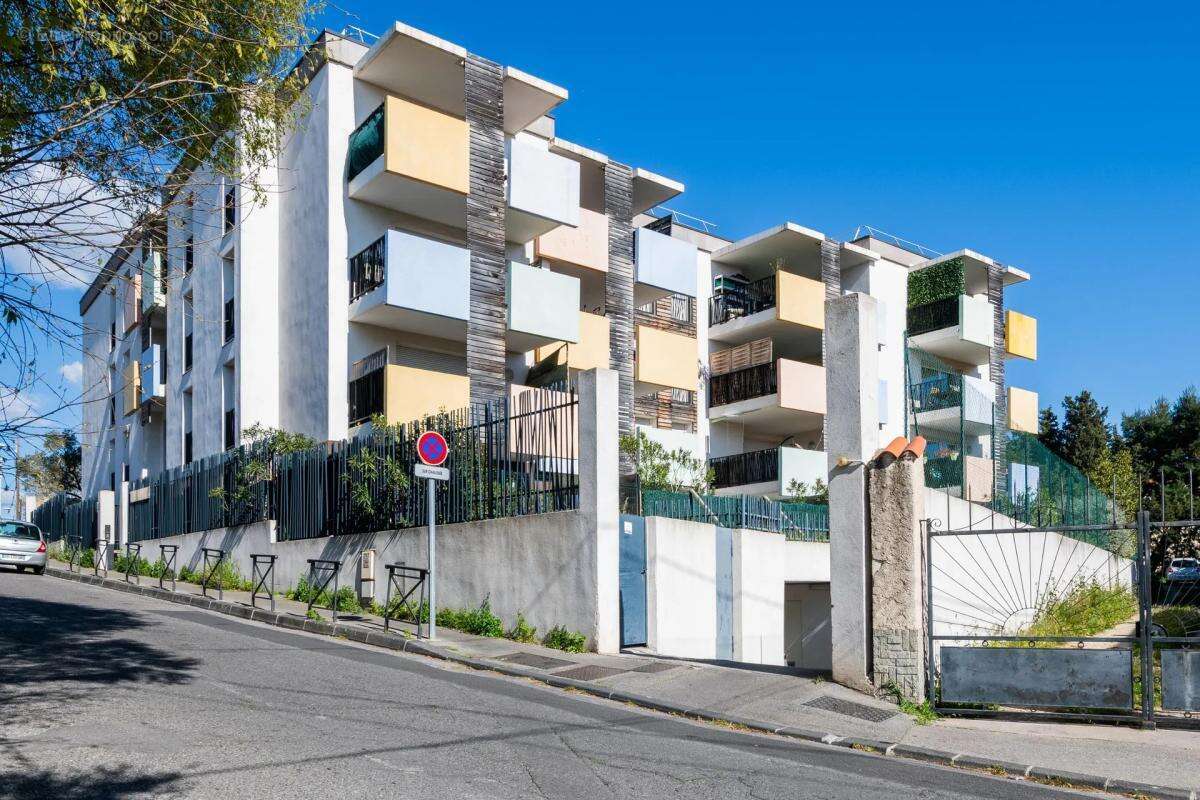 Appartement à MARSEILLE-14E