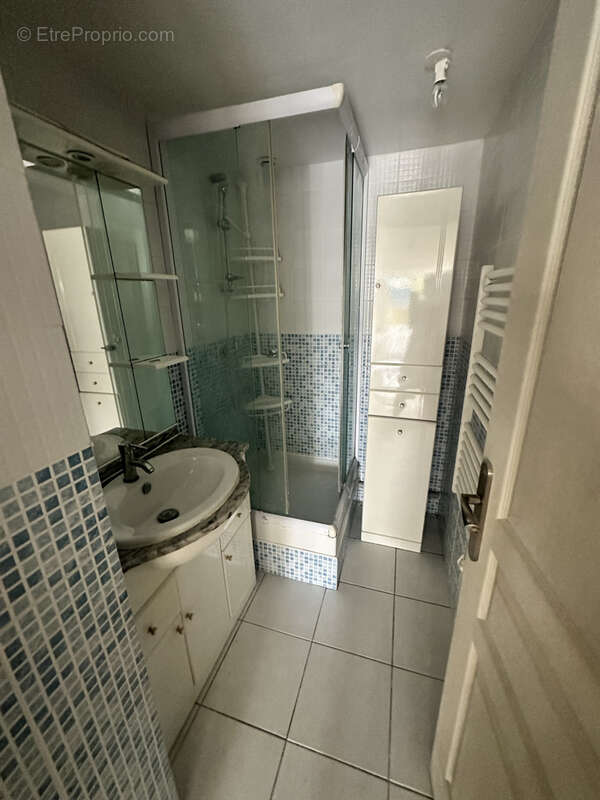 Autre à SAINT-JULIEN-LES-VILLAS