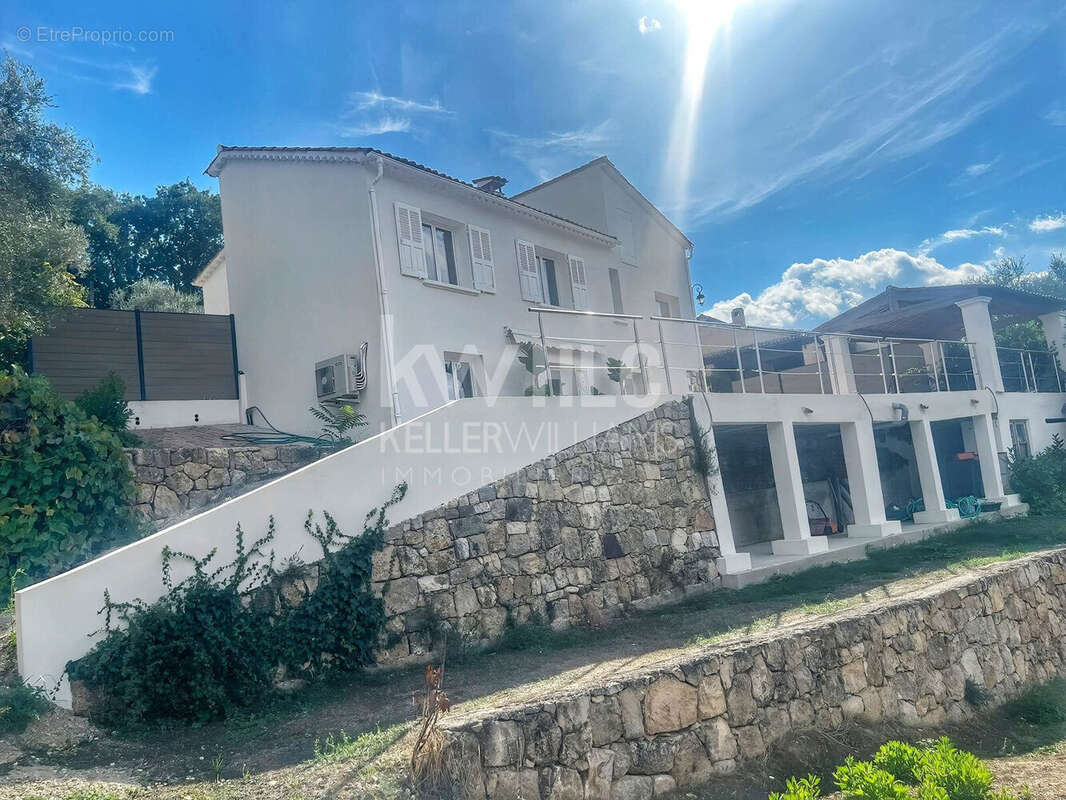 Maison à GRASSE