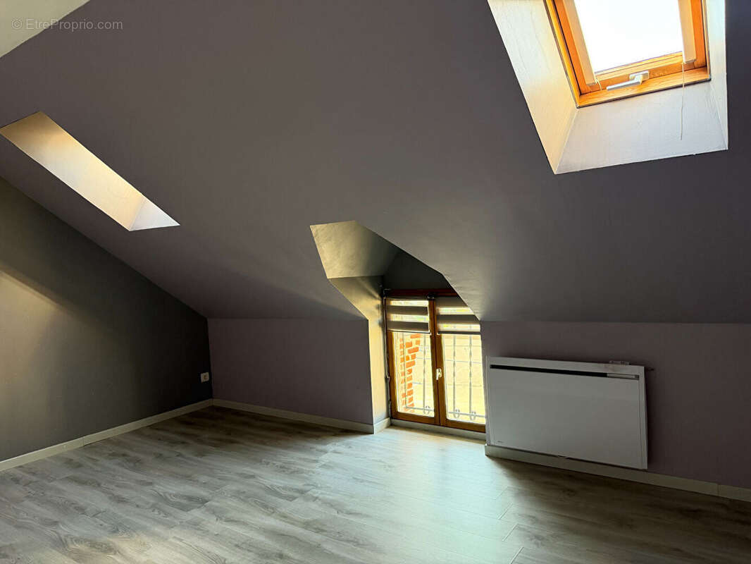 Maison à LA NEUVILLE-BOSMONT