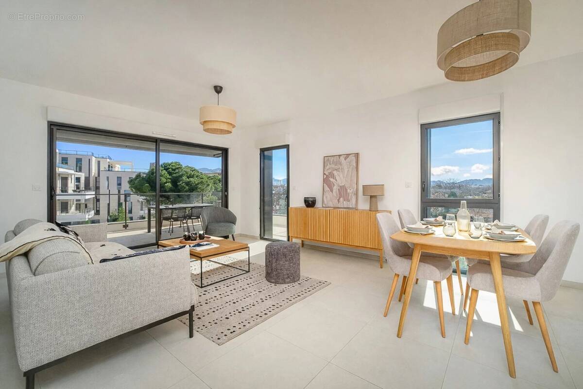 Appartement à MARSEILLE-8E