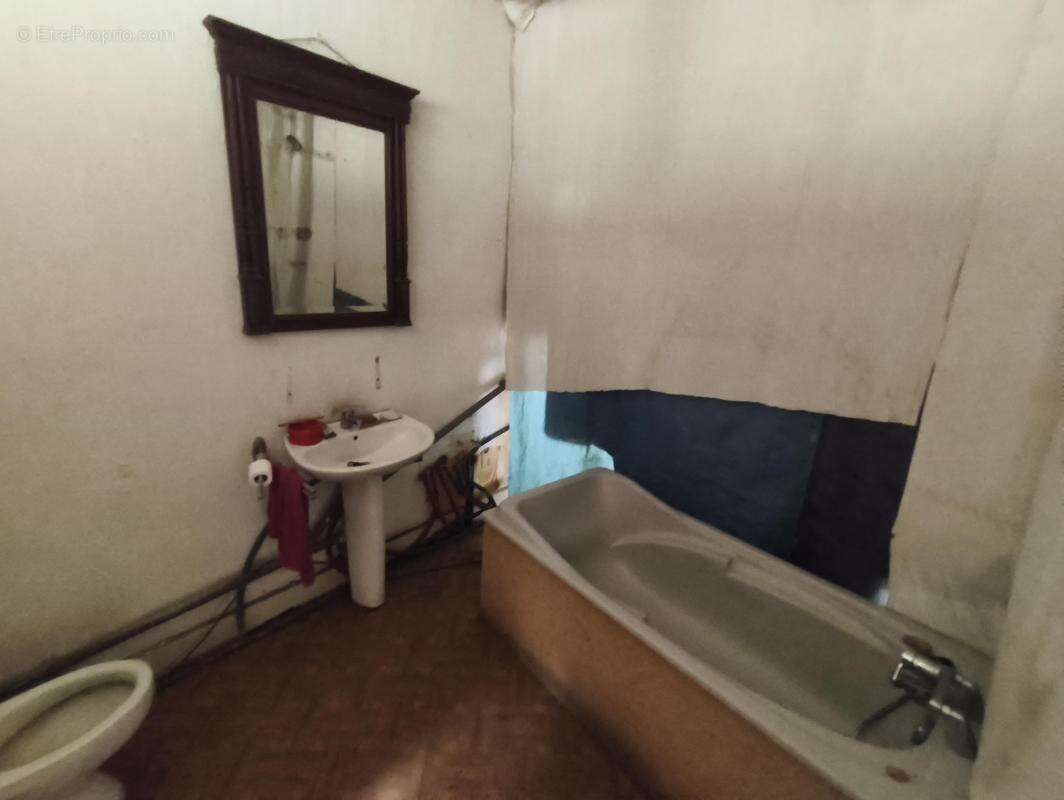 Appartement à LUXEUIL-LES-BAINS