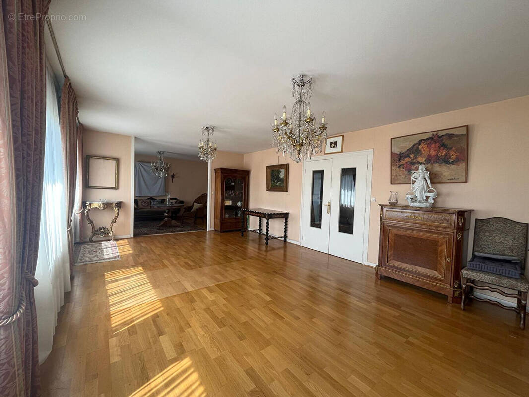 Appartement à LANDIVISIAU