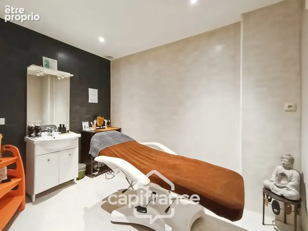 À VENDRE – Salon de coiffure & institut – murs et fonds – Villeneuve-sur-Lot (47300) - photo 3