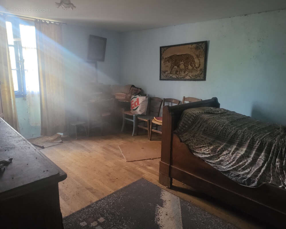 Maison à DOMPIERRE-LES-EGLISES