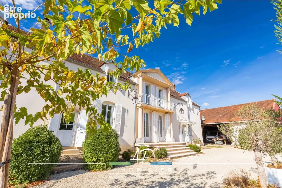 Maison à CHAMPAGNE-SUR-VINGEANNE