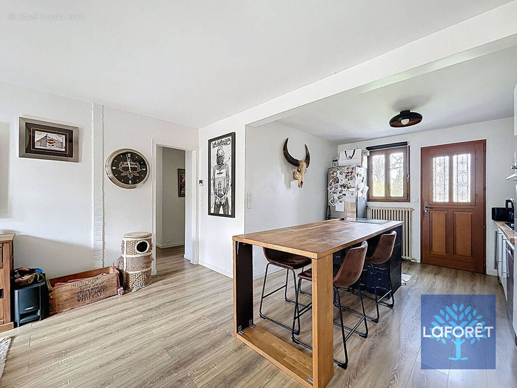 Maison à CHILLY-MAZARIN