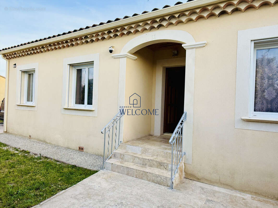 Maison à LAPALUD