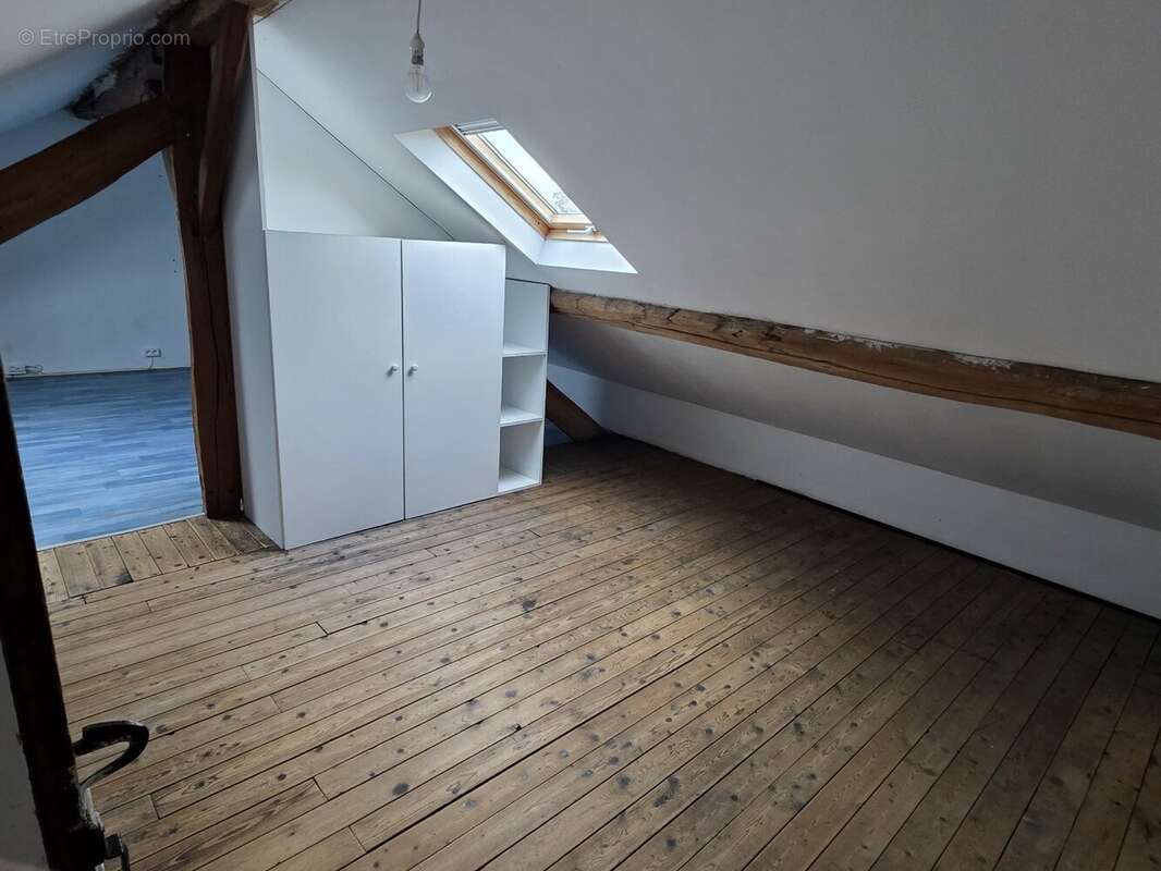 Maison à ANGERVILLIERS