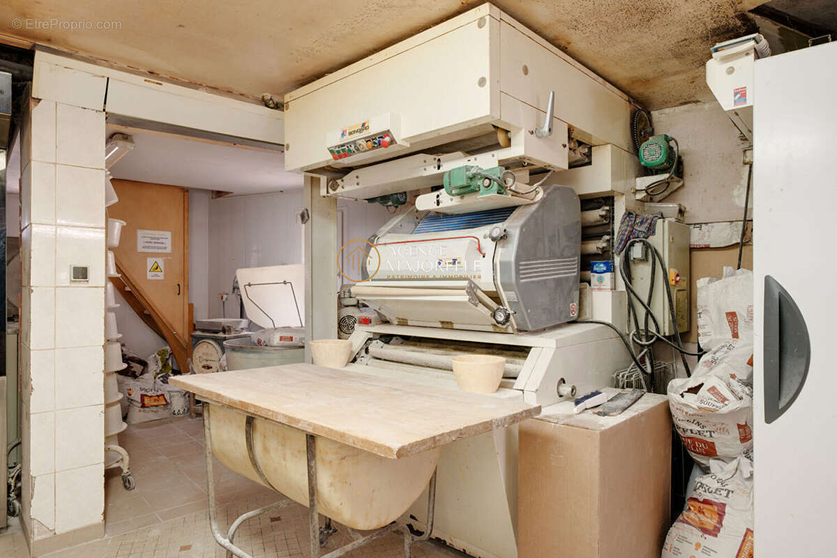 Boulangerie et appartement - photo 5