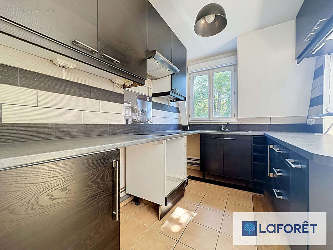 Appartement à LE PLESSIS-TREVISE