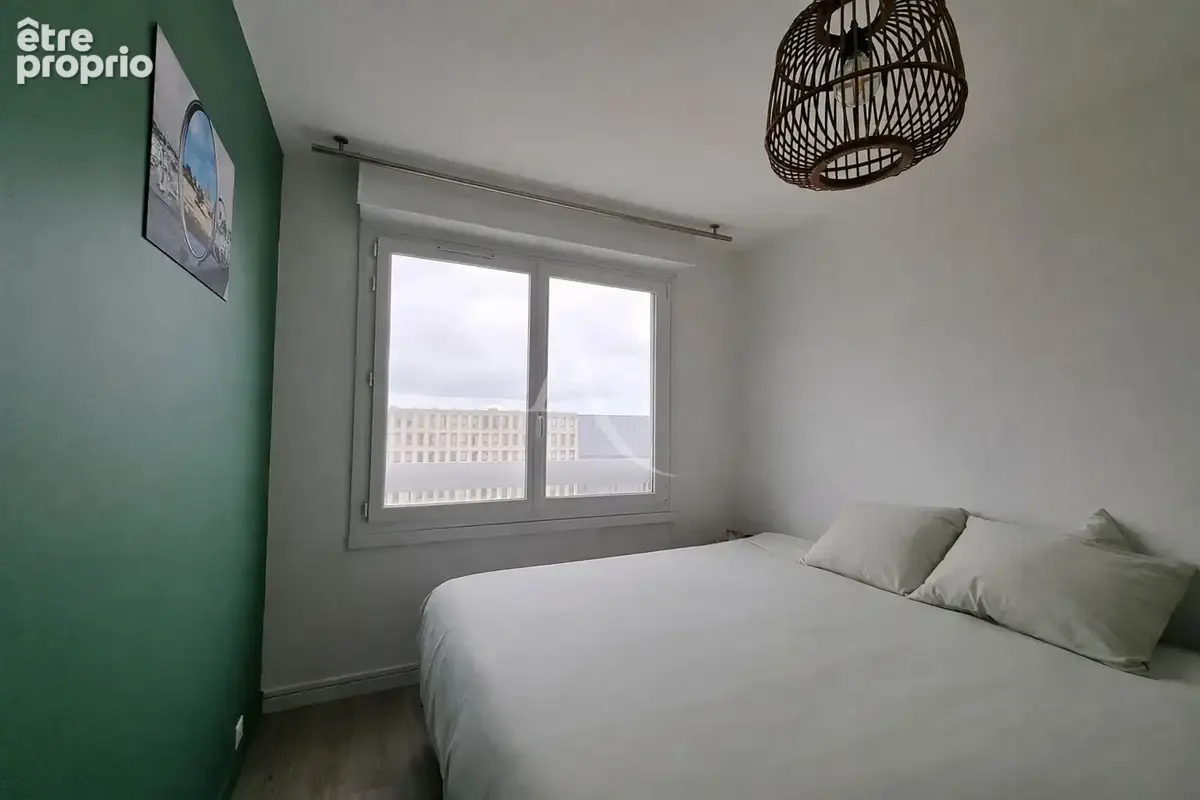 NANTES Île de Nantes Appartement rénové 3 pièce(s) 64m² - photo 7