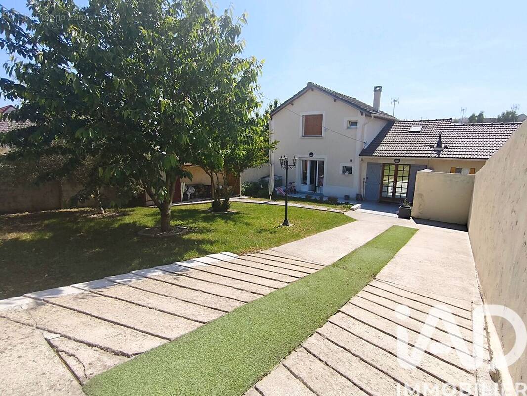 Photo 1 - Maison à GOUSSAINVILLE