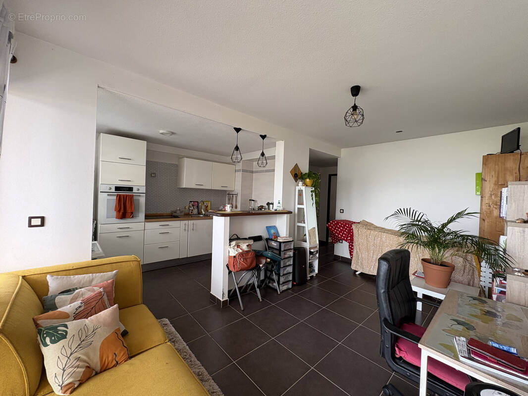 Appartement à LE MOULE