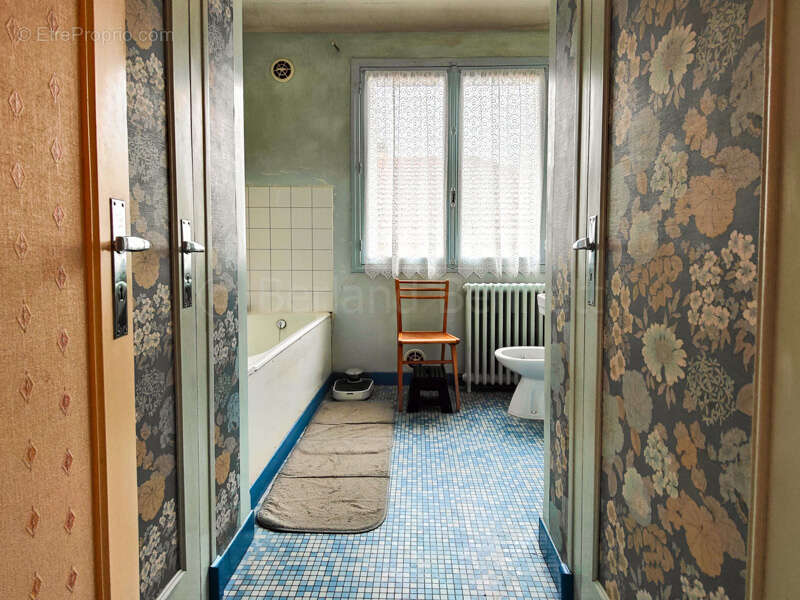 Maison à SAUZE-VAUSSAIS