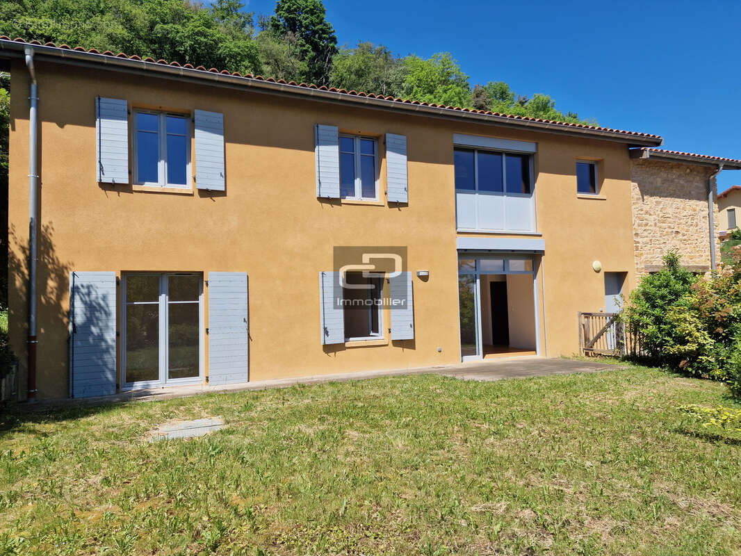 Appartement à POLEYMIEUX-AU-MONT-D'OR