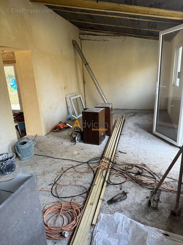 Maison à VIELS-MAISONS