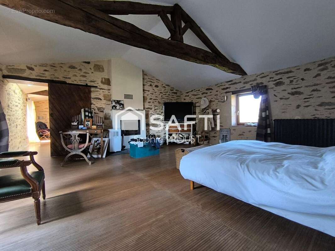 Photo 9 - Maison à CHATEAU-GUIBERT