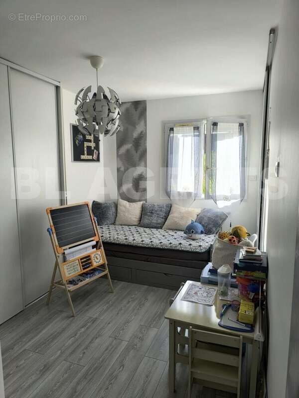 a - Maison à JABLINES