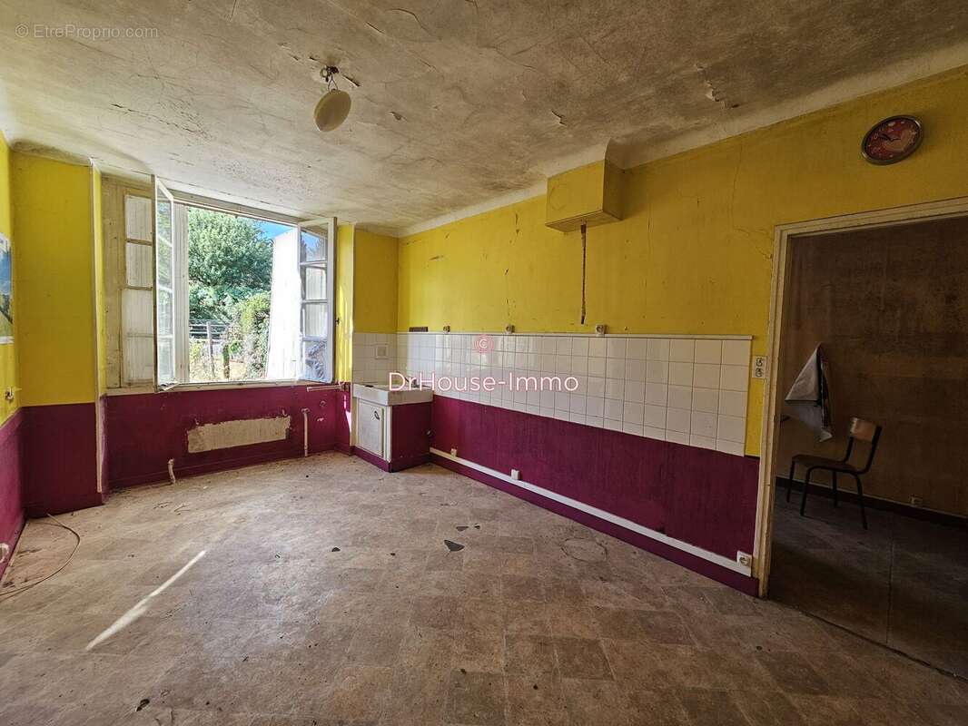 Maison 131 m² à Verruyes  - photo 6